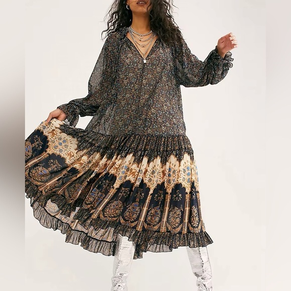 Free People Dresses & Skirts - Free People Feeling Groovy dress